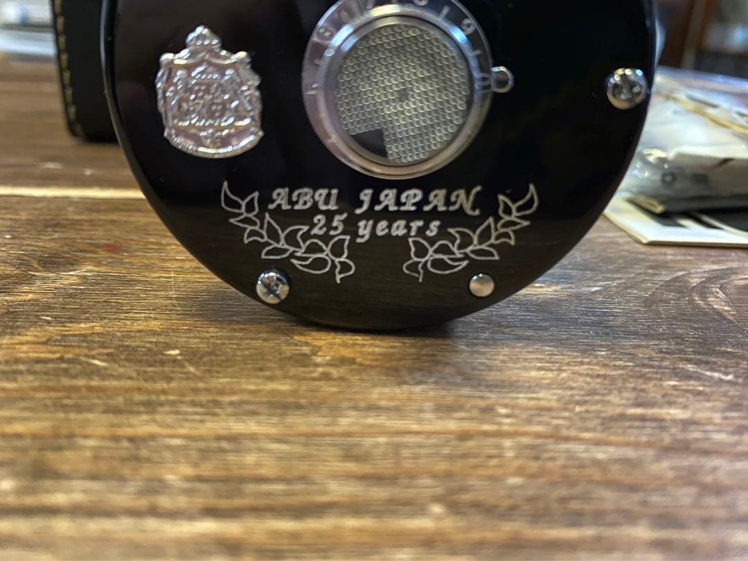 お値下げ中です！ABU 5000c アブ アンバサダー 限定品 25周年