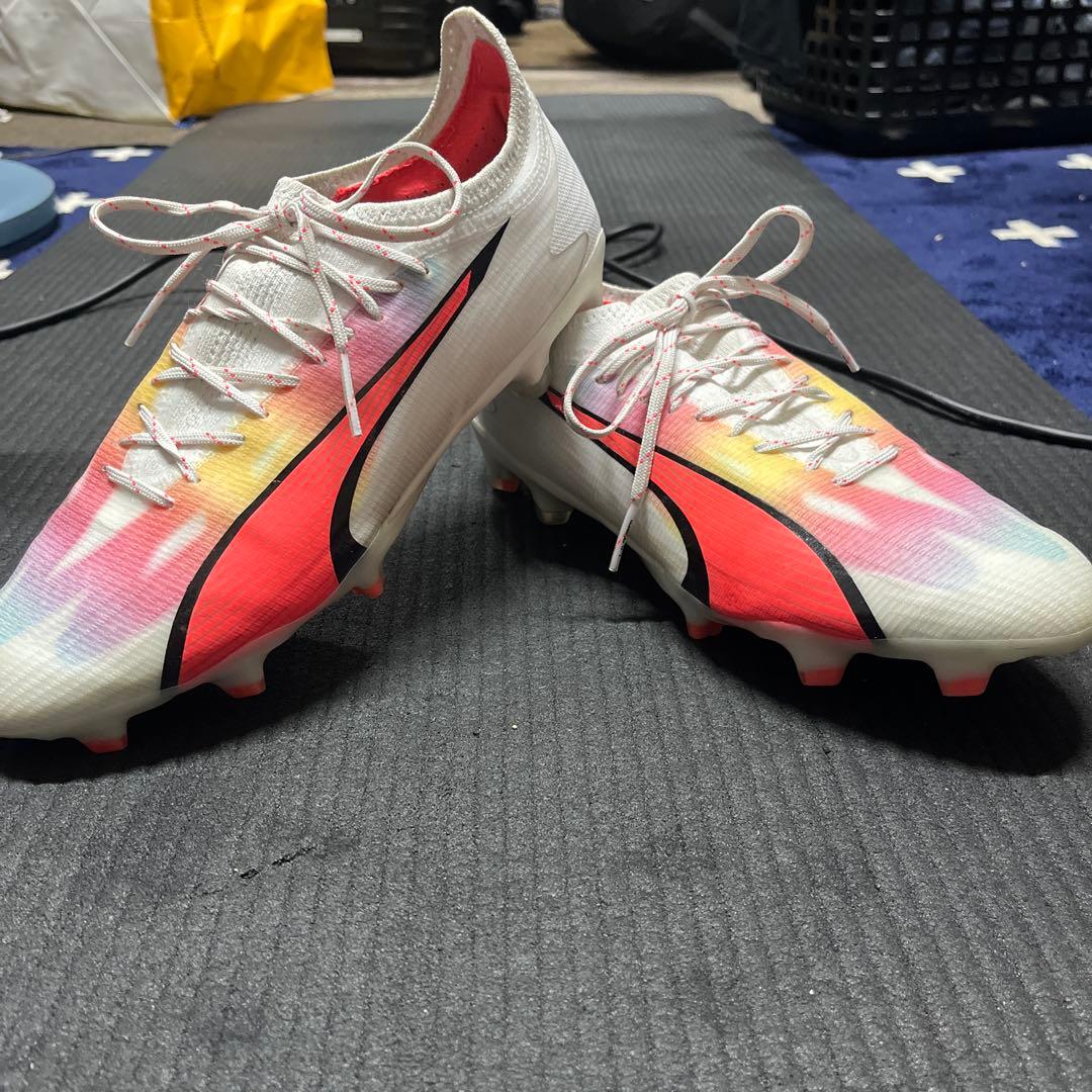 サッカーシューズ スパイク プーマ　ウルトラアルティメット