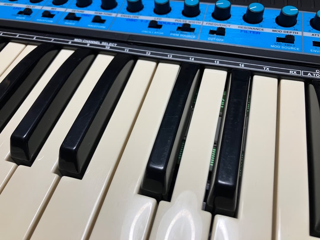 鍵盤楽器 novation bass station