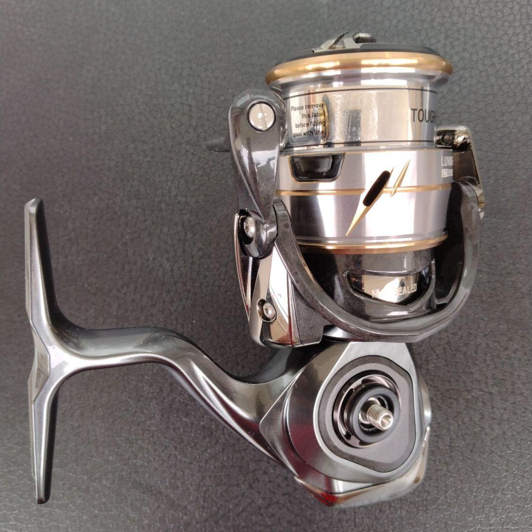 日本製 DAIWA ルビアス LT2500S-DH ダイワ