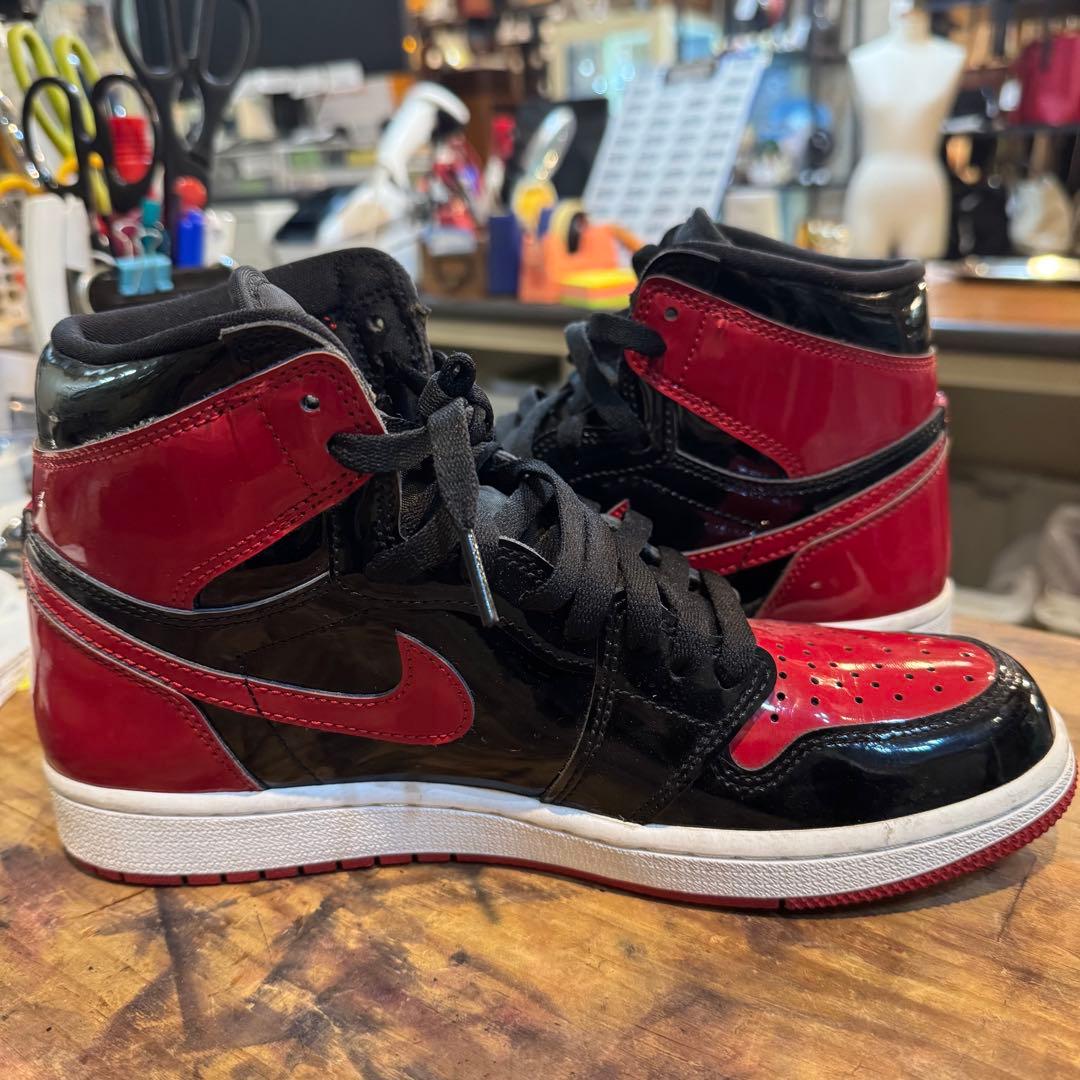 NIKE AIR JORDAN 1 RETRO HIGH OG ブレッドパテント