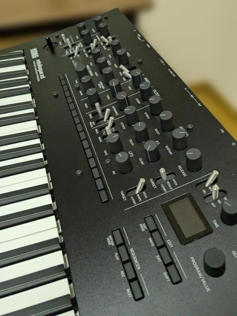 鍵盤楽器 korg minilogue-xd