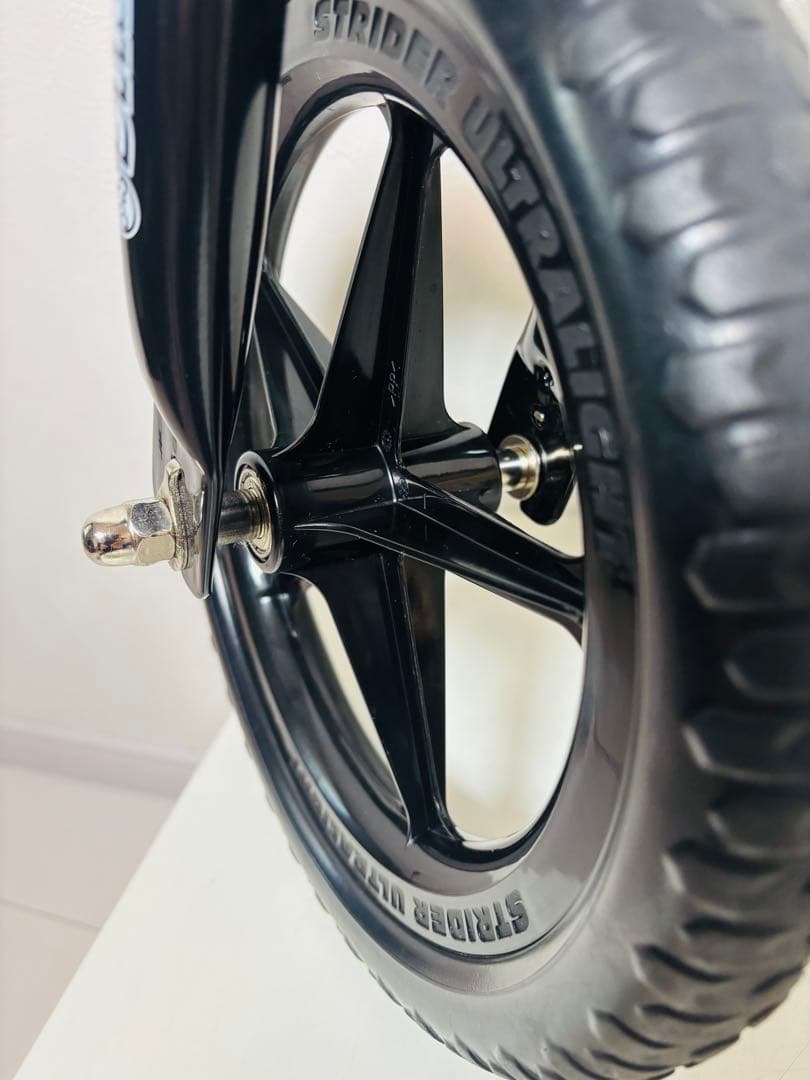 ストライダー 12 スポーツ ブルー