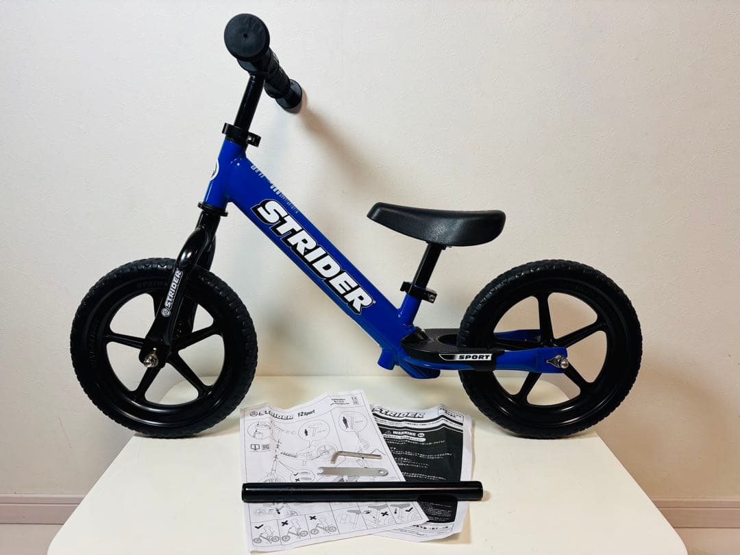 ストライダー 12 スポーツ ブルー