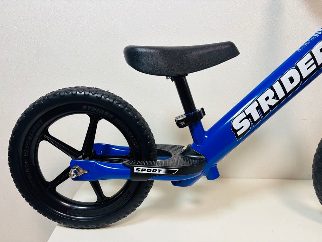 ストライダー 12 スポーツ ブルー