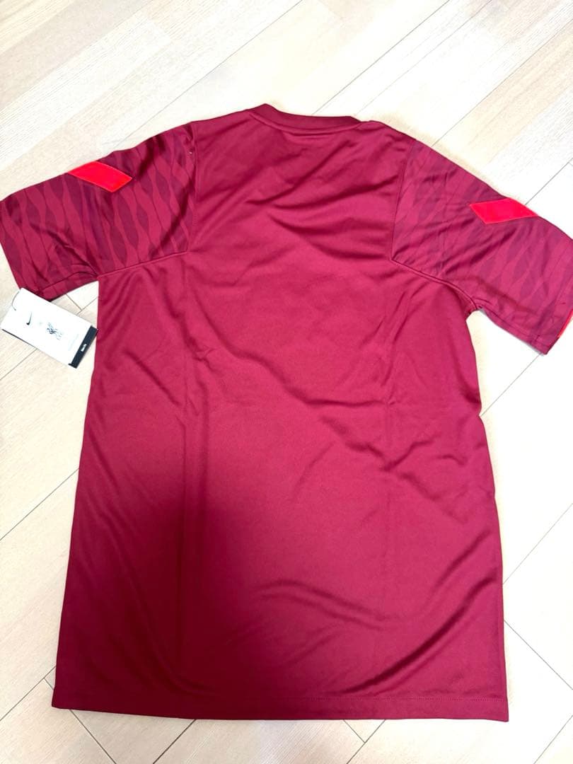 リバプールFC 赤 シャツ 新品タグ付き