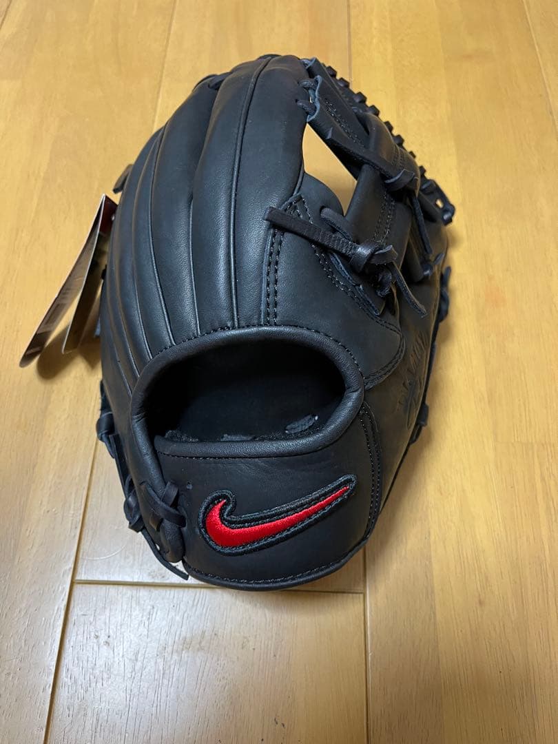 Nike Elite 軟式グローブ 黒 新品タグ付き