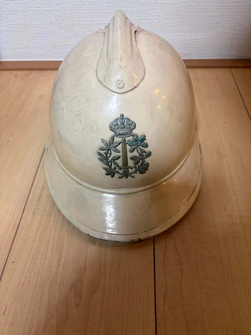 個人装備 1920-1939, Belgian Police Cork Helmet