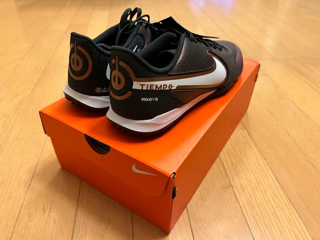 ナイキ ティエンポレジェンド 9 アカデミー TF 27.5