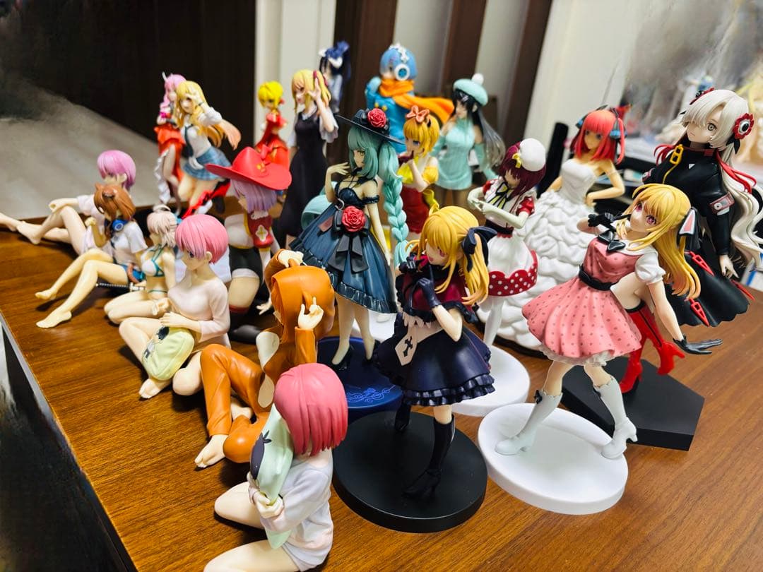 フィギュア まとめ売り 21個 初音ミク 五等分の花嫁 リゼロ 他