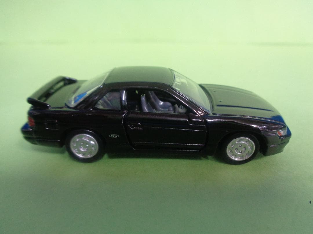 トミカプレミアム　イオン限定　日産シルビア