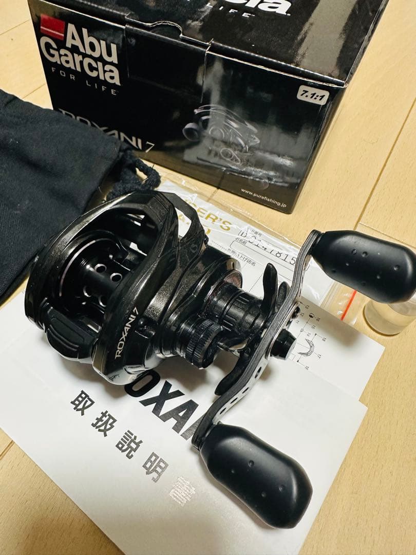 Abu アブ Garcia ROXANI 7 ロキサーニ ベイトリール