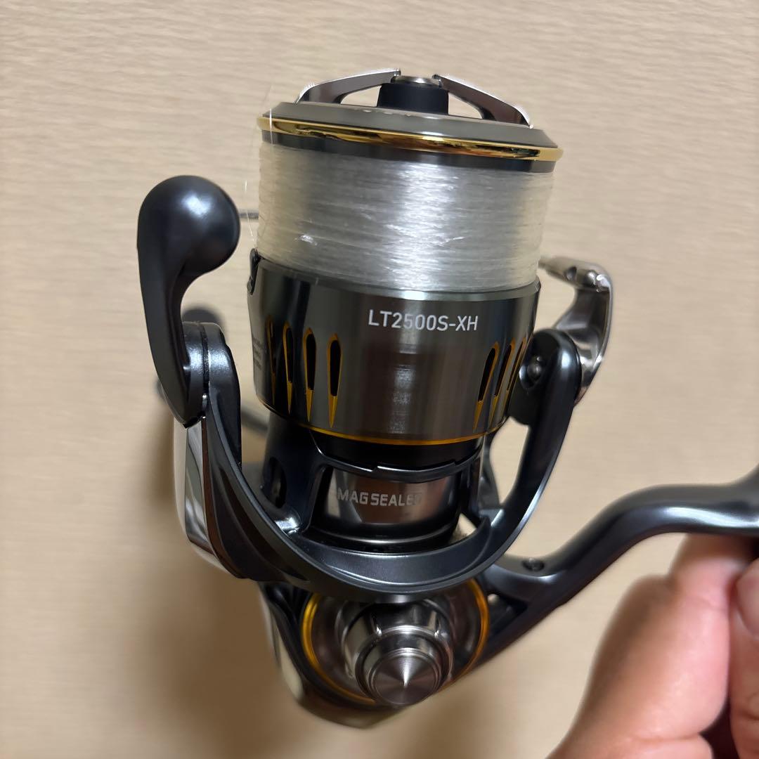 Daiwa AIRITY LT2500S-XH スピニングリール　新品同様箱付き
