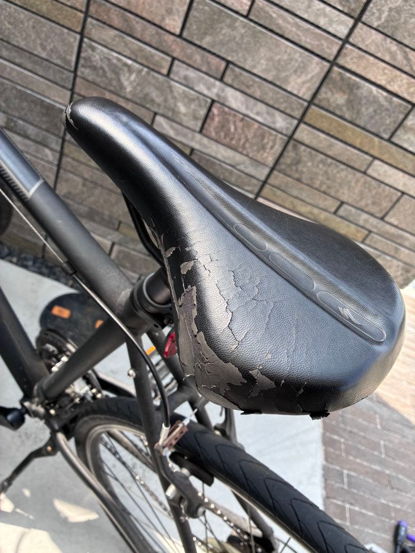 スペシャライズドSIRRUS SPORT クロスバイク　SPECIALIZED