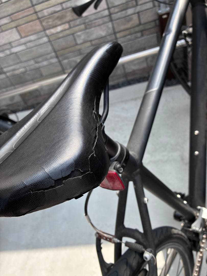 スペシャライズドSIRRUS SPORT クロスバイク　SPECIALIZED