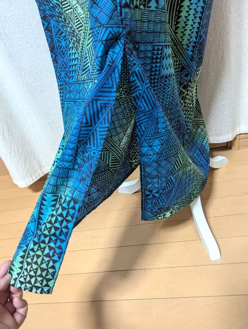 ハワイアンワンピース　ストレートロング
