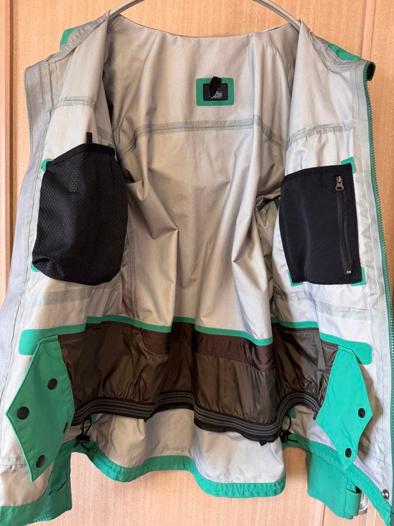 P.RHYTHM outerwear Mサイズ