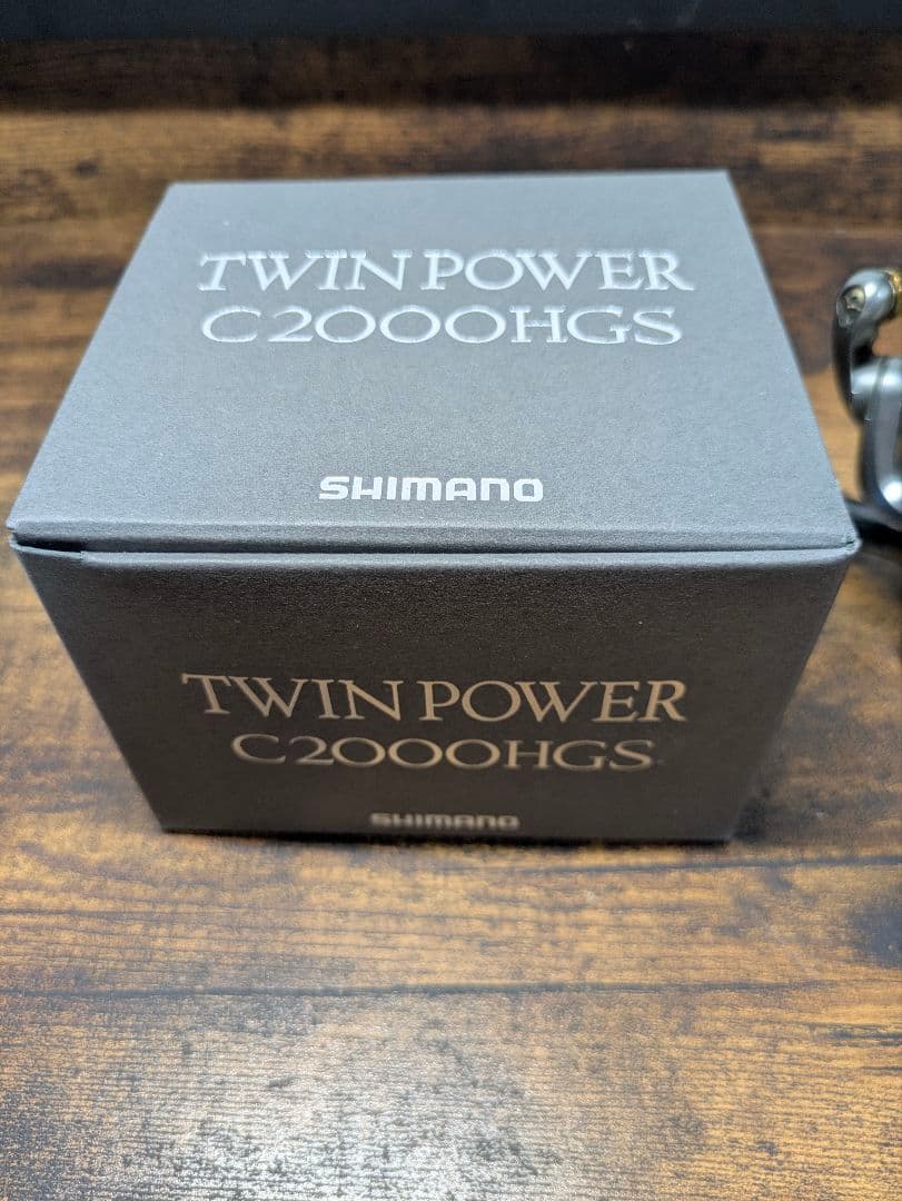 シマノ 11ツインパワー C2000HGS SHIMANO TWIN POWER
