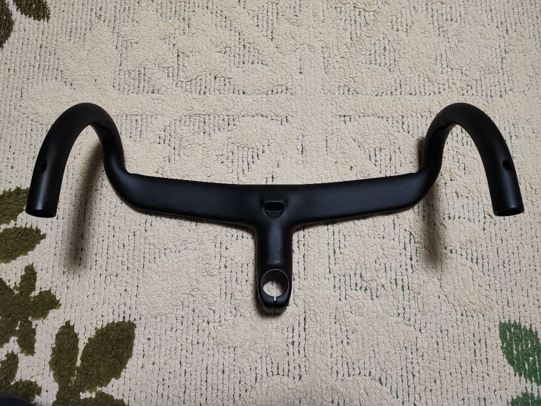 一体型フルカーボンハンドル 380 110mm