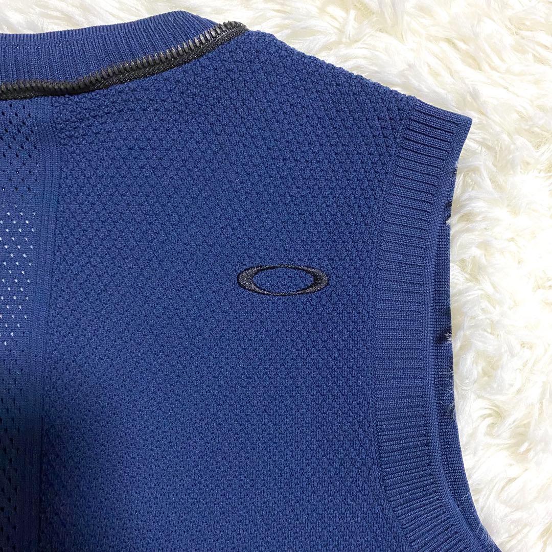 オークリー　ベスト　ジップ　刺繍ロゴ　ゴルフ　スカル　メッシュ　ネイビー　M