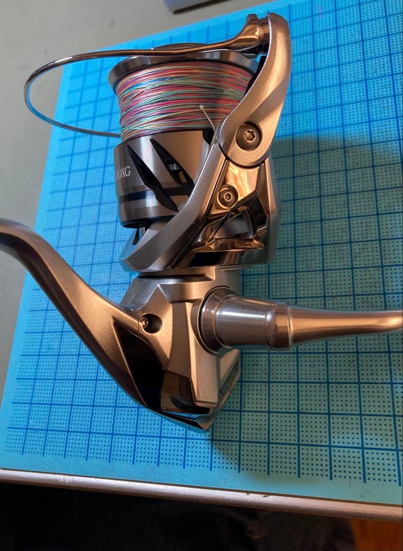 SHIMANO STRADIC 4000XG スピニングリール