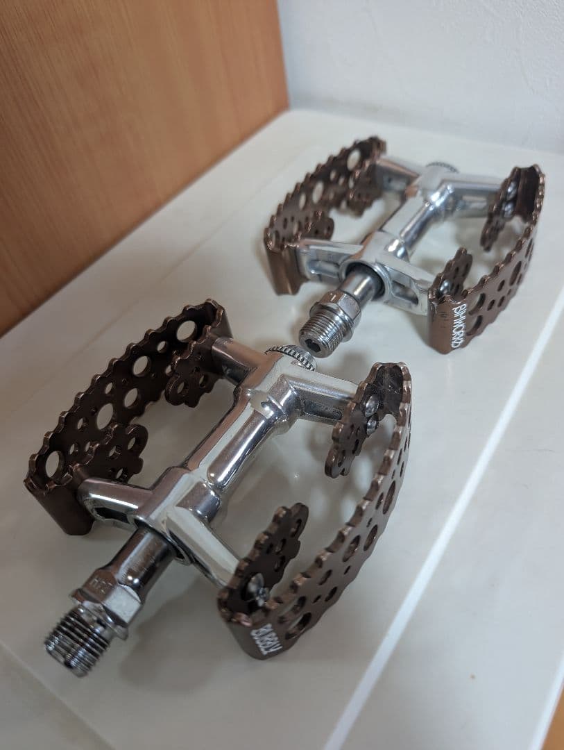 パーツ SIMWORKS Tiny Bubbly Pedal