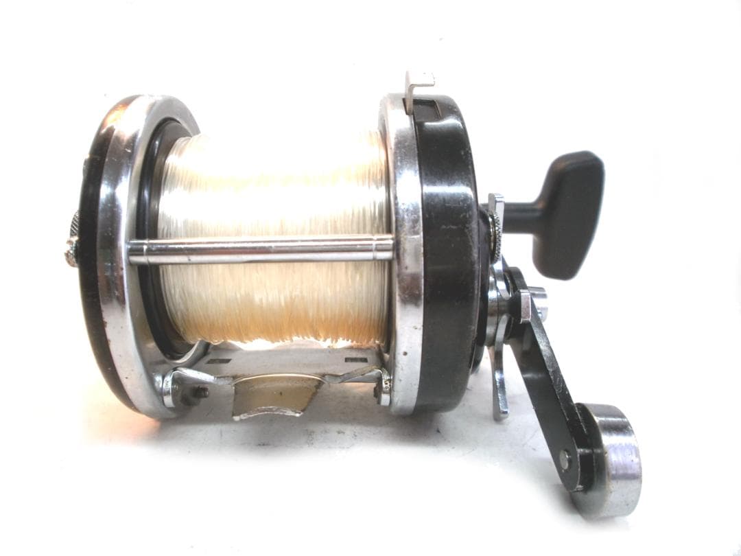 アブ　Abu Garcia ambassadeur 9000C★整備済み