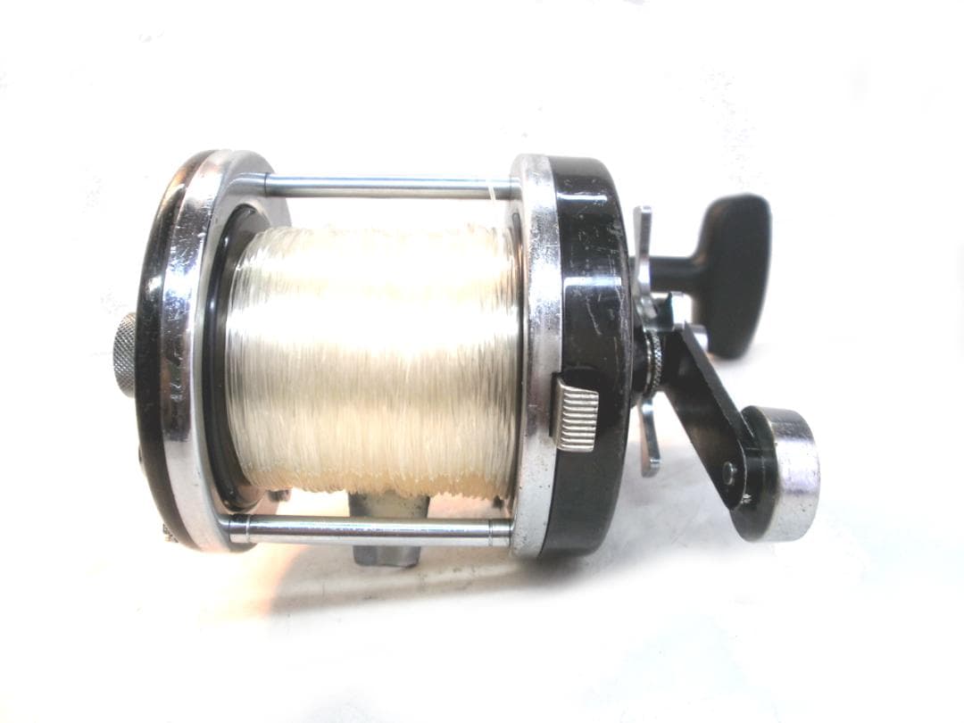 アブ　Abu Garcia ambassadeur 9000C★整備済み