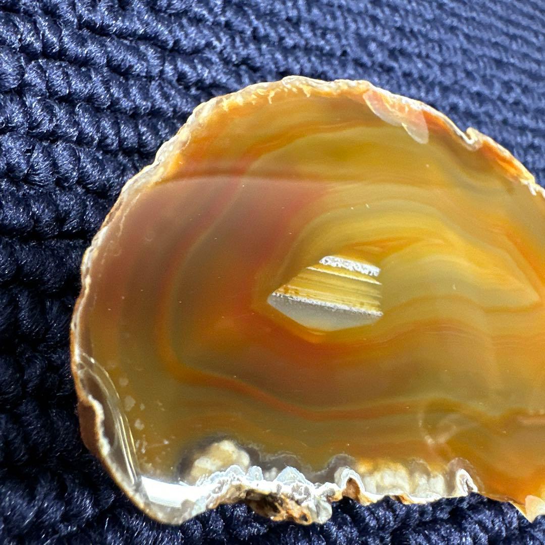 1面研磨の原石