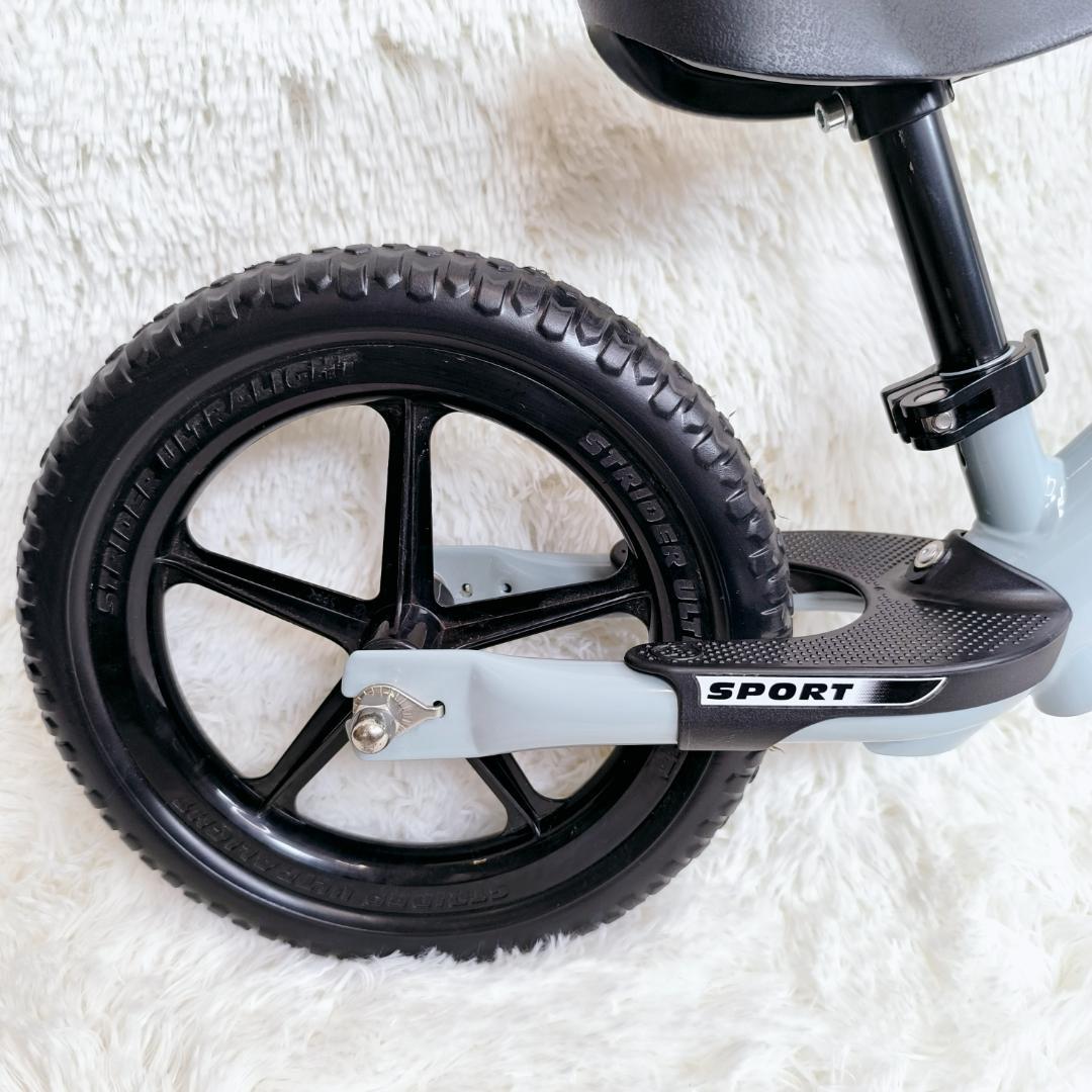 【極美品】STRIDER　ストライダー　スポーツモデル　12　アイスブルー　限定