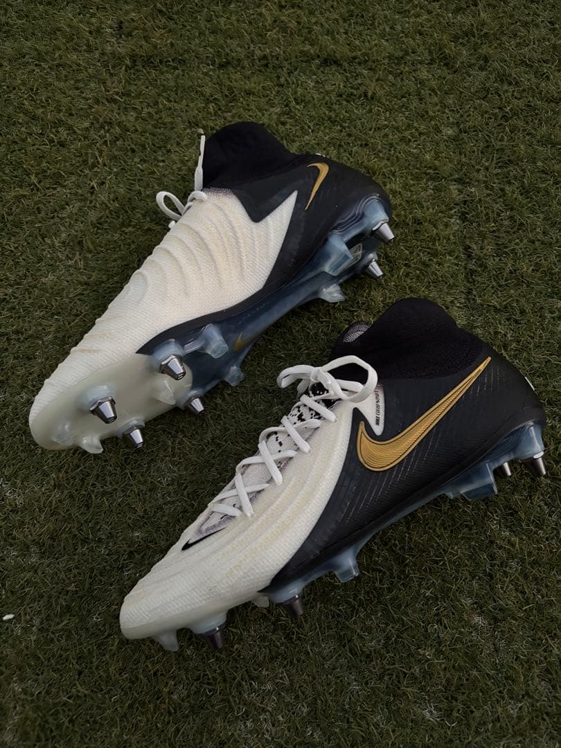 値下げ交渉可　Nike サッカー　スパイク　ファントムLUNA エリート