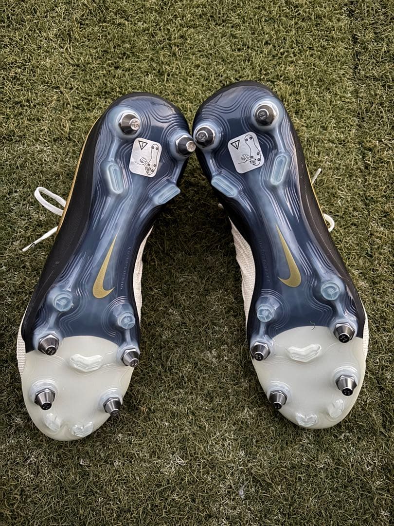 値下げ交渉可　Nike サッカー　スパイク　ファントムLUNA エリート