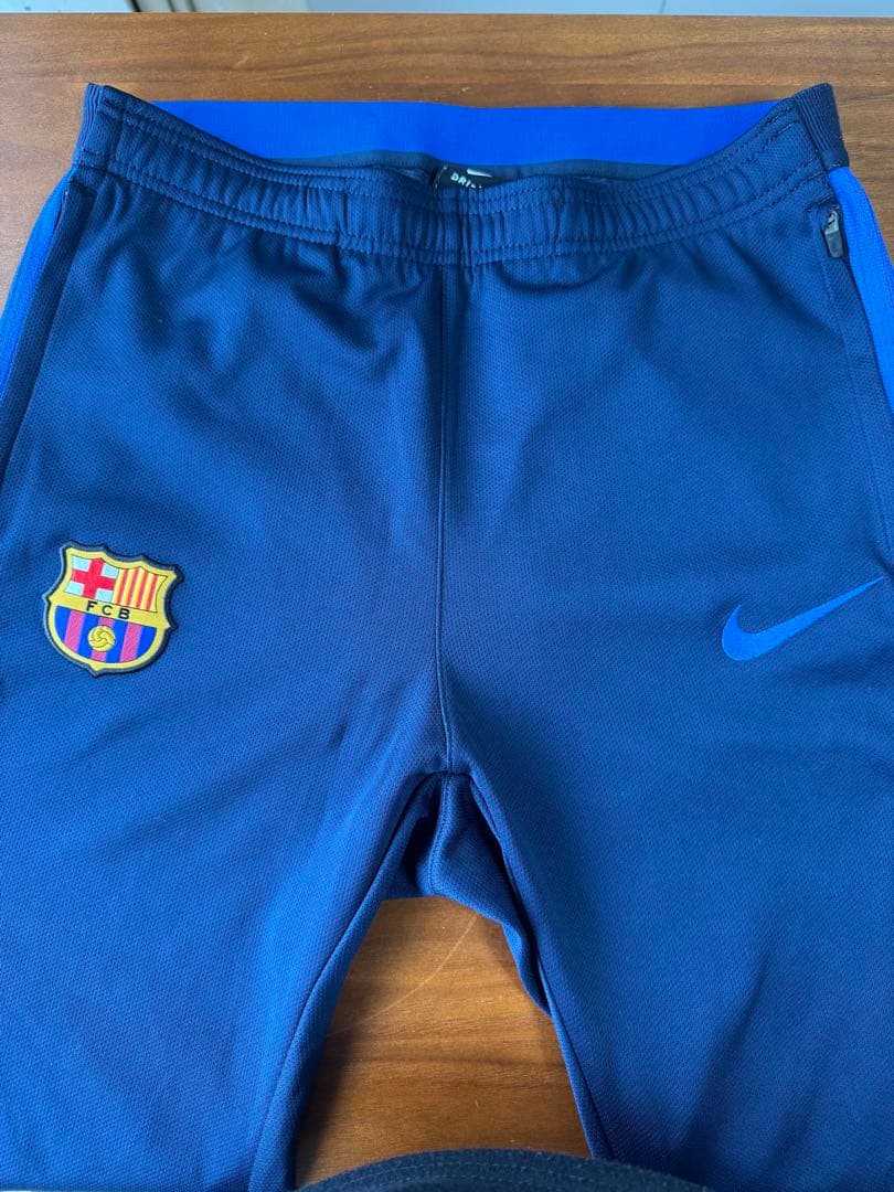 FCバルセロナ　ウェア上(L)下(M)