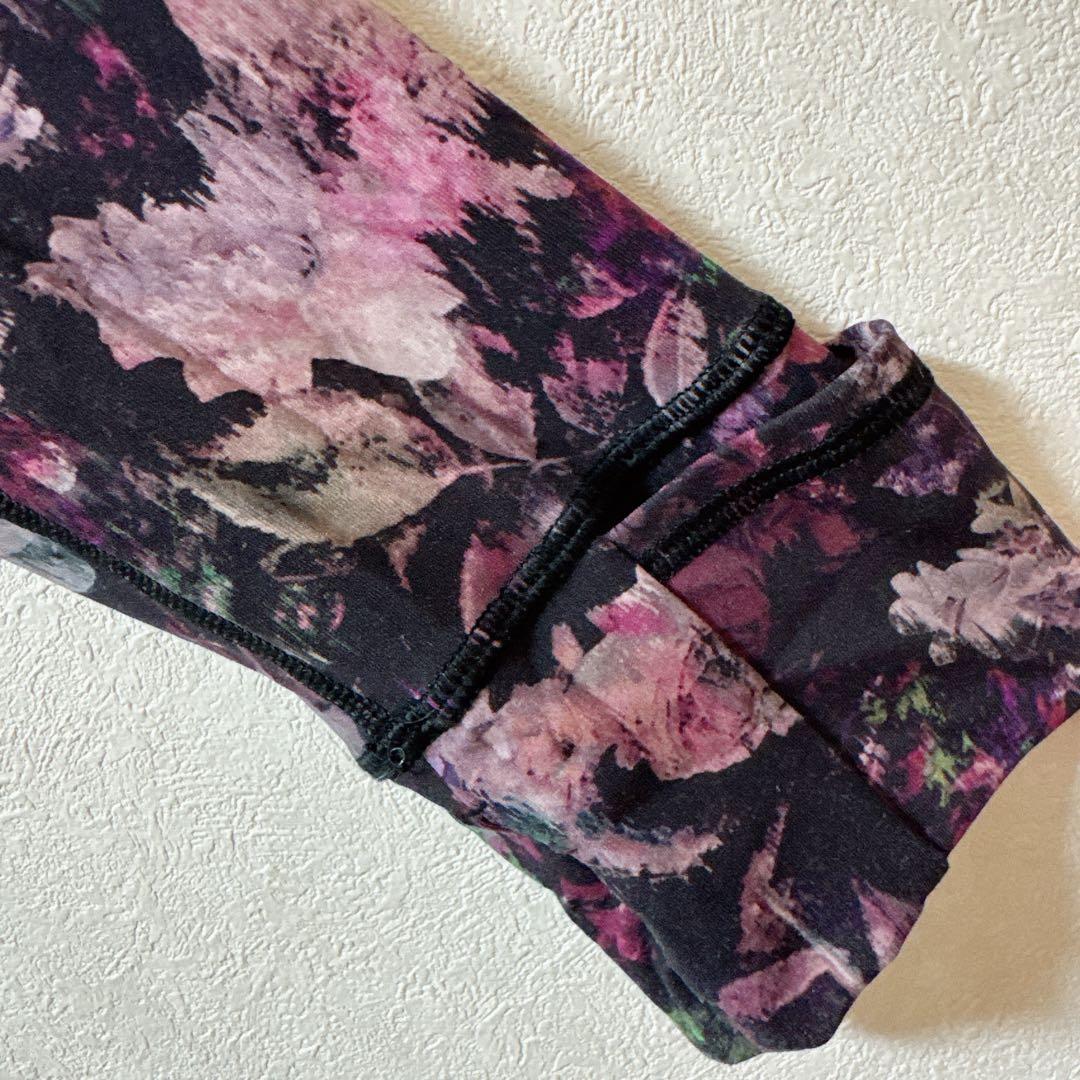 美品✨lululemon ルルレモン 花柄 黒 紫 花 ジャケット 海外古着