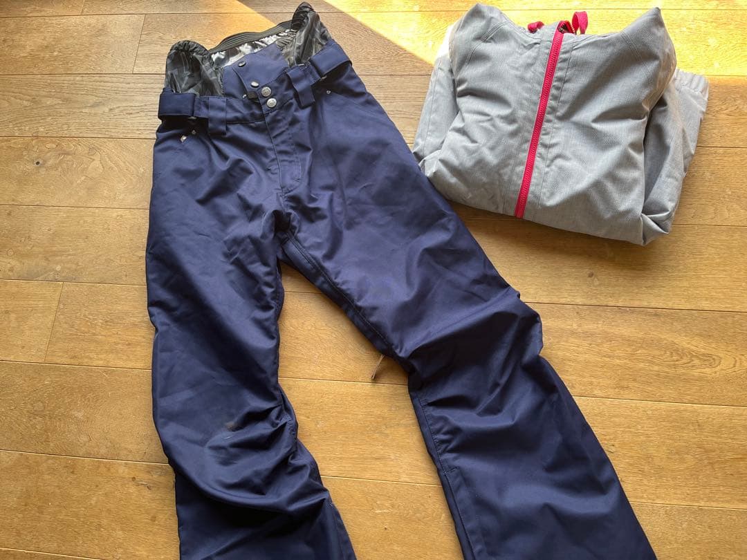 ROXY スノーボードウェアセット 女性用