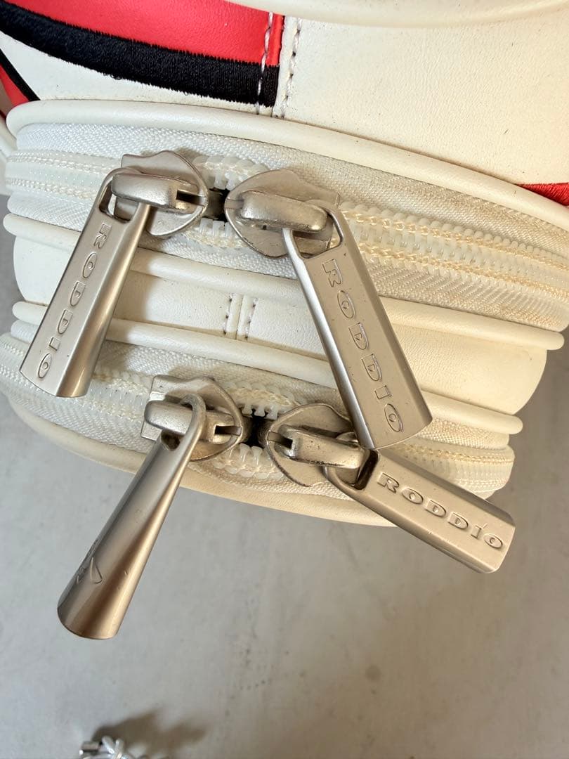RODDIOキャディーバック、ヘッドカバーセット