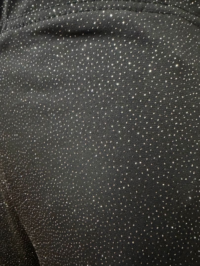 【小粋】新品　シルバーラメ　ワイドパンツ　 黒ｍ 083