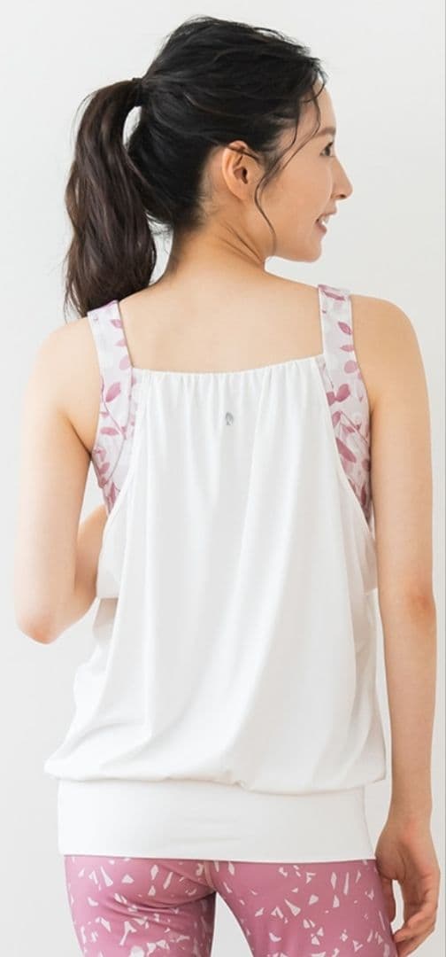 最終価格♪新品☆未使用【SUKALA】レイヤードタンクトップ＆レギンスＳsize