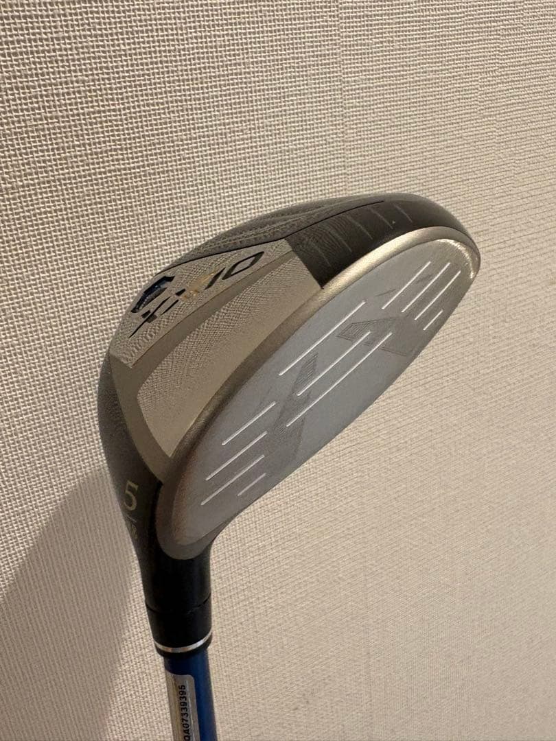 【ほぼ新品＋サービス商品】ゼクシオ13 10本セット+ほぼ新品キャディーバック等