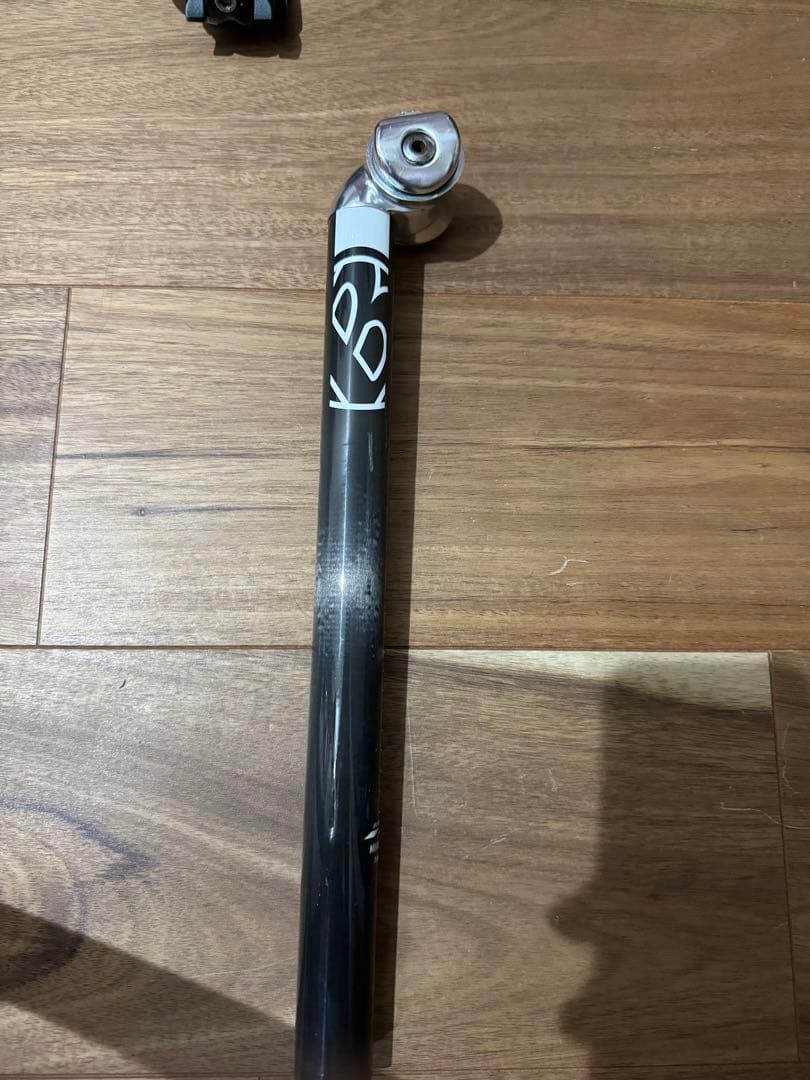Bontrager カーボン　27.2mm シートポスト