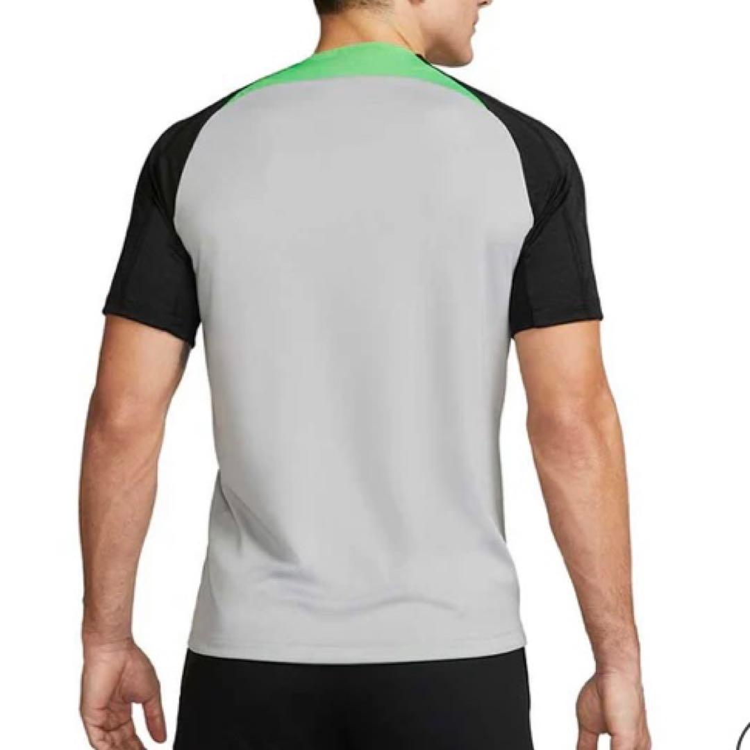 美品　NIKE　リヴァプールFC　ストライクトップ トレーニングトップAXA