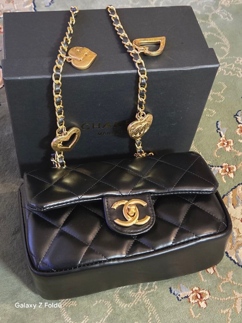 Chanel シャネル ビューティー ノベルティ ハートチャーム チェ