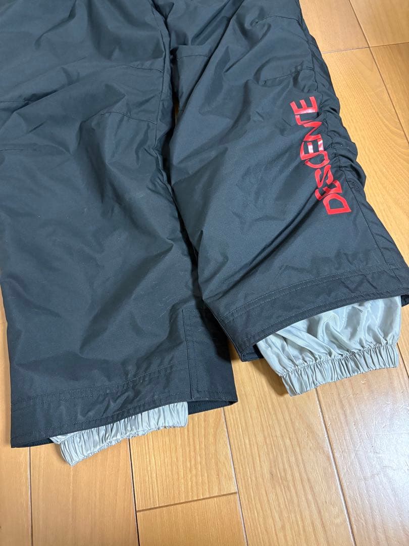 DESCENTE デサント ジュニアスキーウェア 上下 150サイズ（調整可）