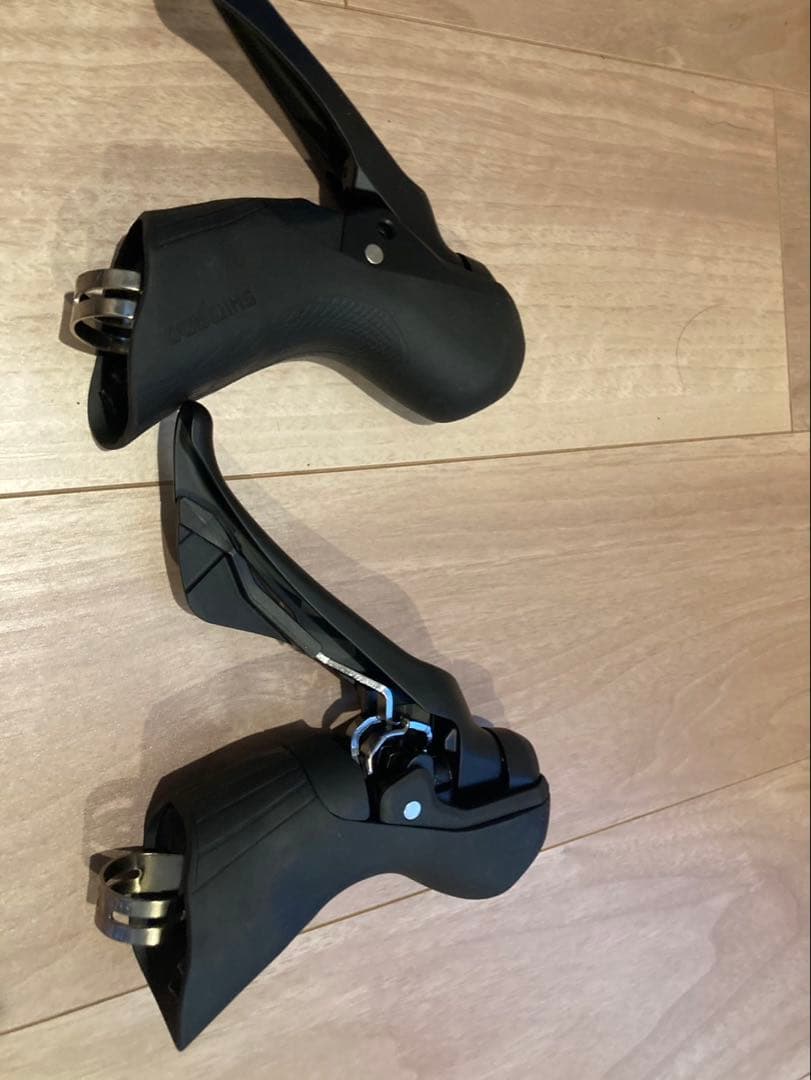 ほぼ新品SHIMANO シマノGRX STIレバー　シフター1×11