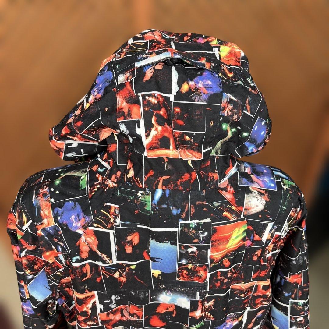 VOLCOM ボルコム　スノーボードジャケット　スノボ　総柄　ユニセックス　XS