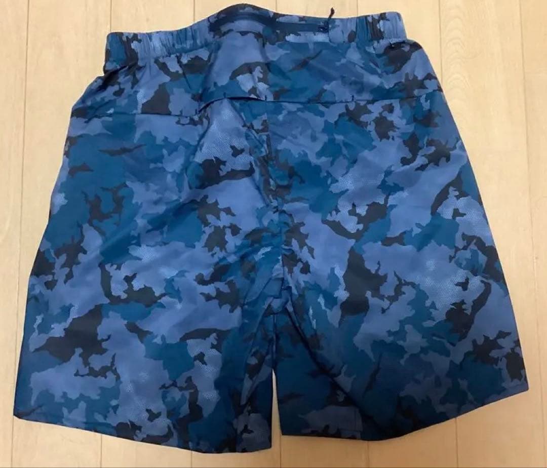 新品未着用　ノースフェイス　ショートパンツ　Lサイズ　/　青系カモフラ