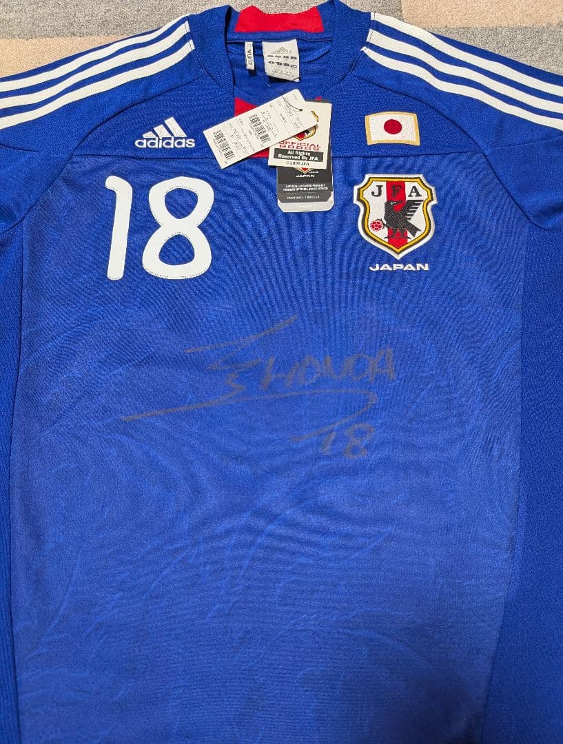【本田圭佑　直筆サイン】2010日本代表ユニフォーム　タグ付き