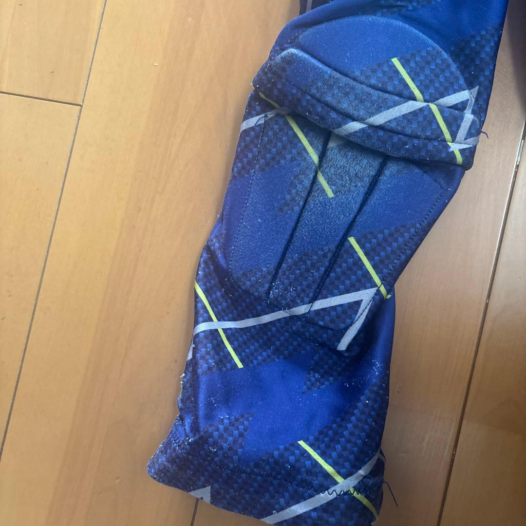 スキー　アルペンレーシングワンピース　ゴールドウィン　ジュニア130