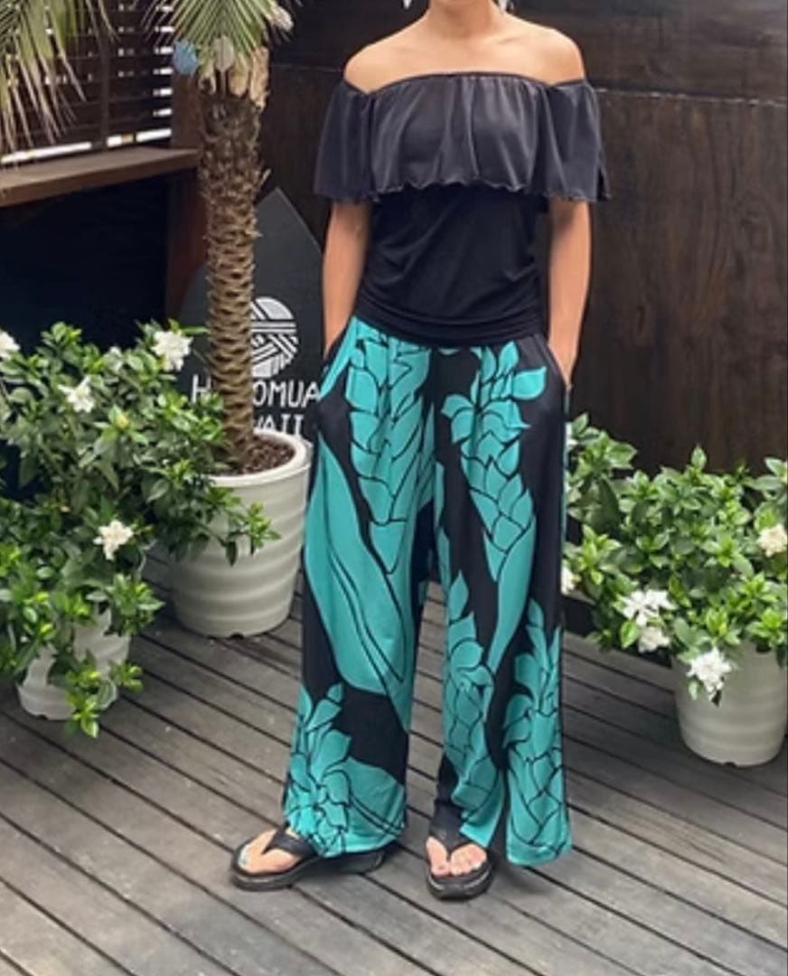 フラダンス　Kuulei Hawaii ワイドパンツ　マルチショルダーセット