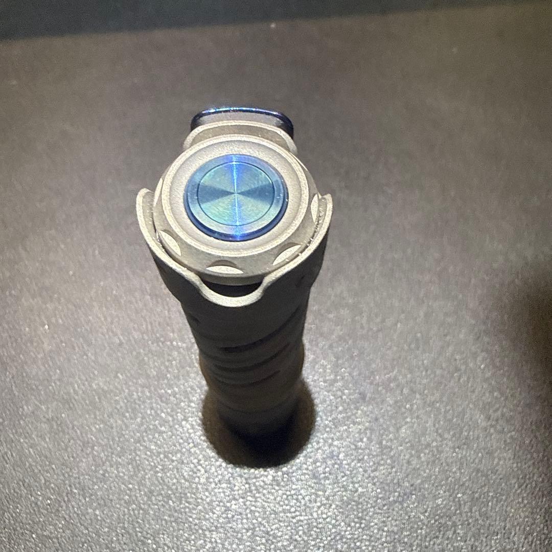 ACEBEAM E70 MINI (ストーンウォッシュ チタン)　懐中電灯